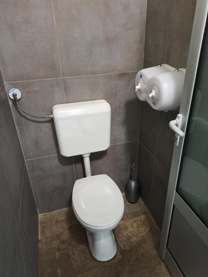 Camp Vrbas Hotel Rekavice Bagian luar foto